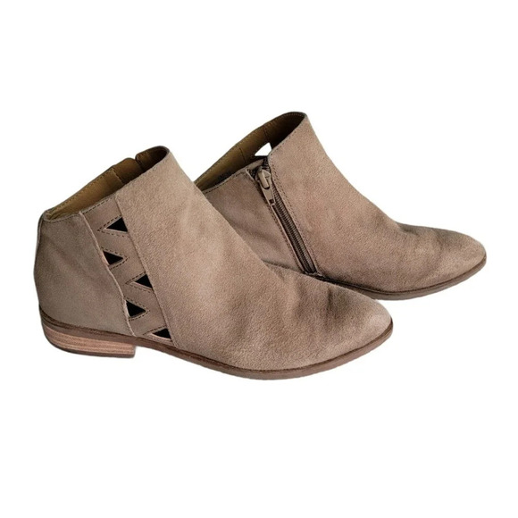 LUCKY BRAND Women's Jakeela Suede Ankle Cut Out Booties 6M - Picture 1 of 14